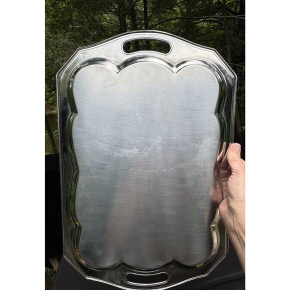 Vintage Wm Rogers silverplate fancy 18”handled serving tray - Picture 7 of 9